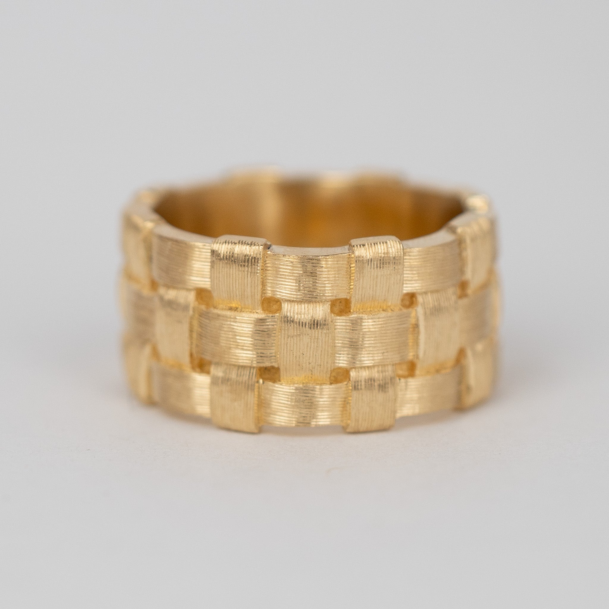 Selvage Band