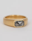 Edge Signet