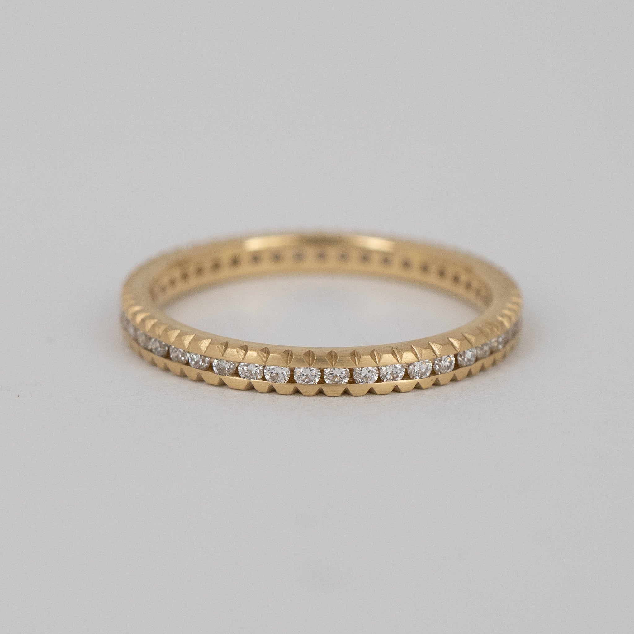 White Diamond Ratio Band