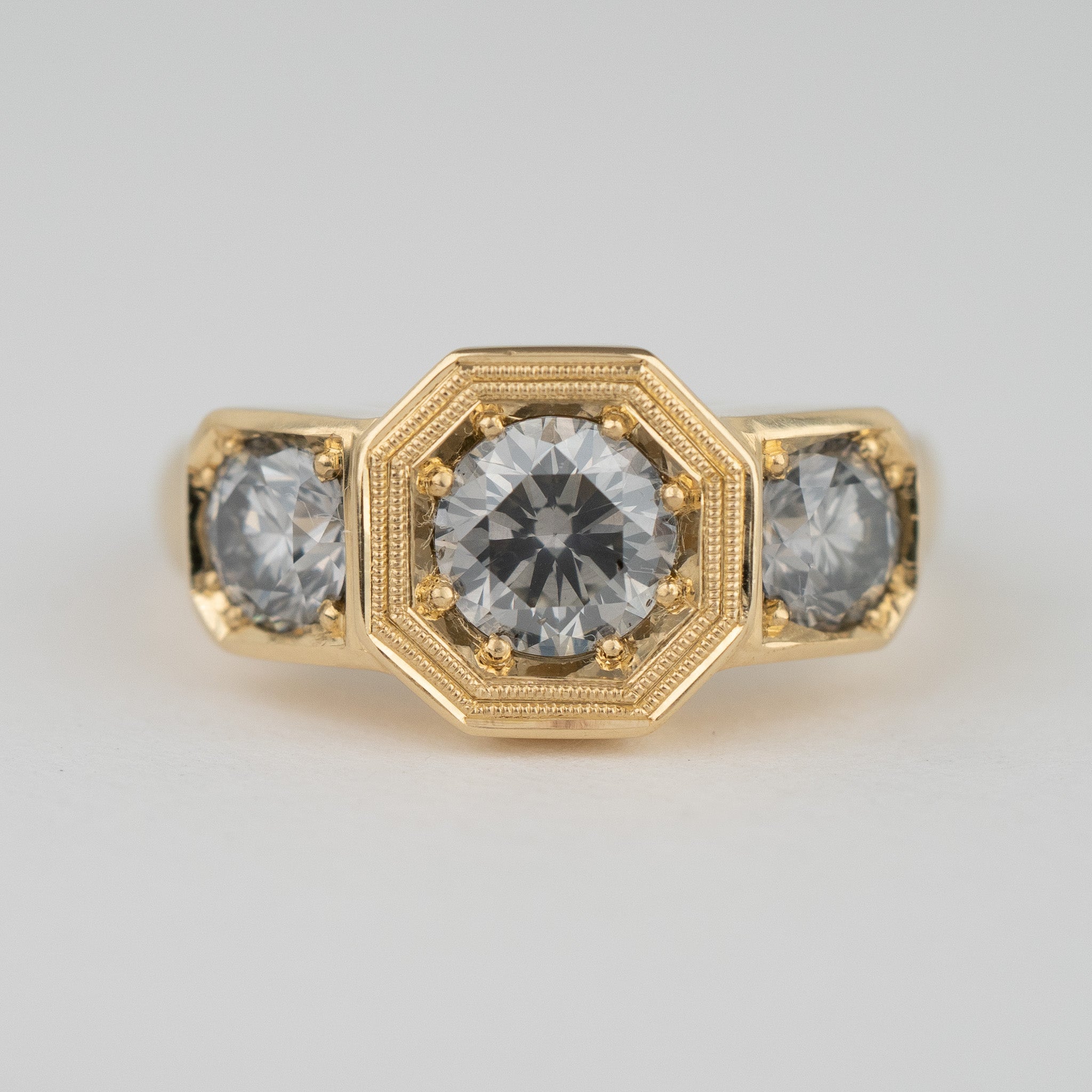 Octavia Ring
