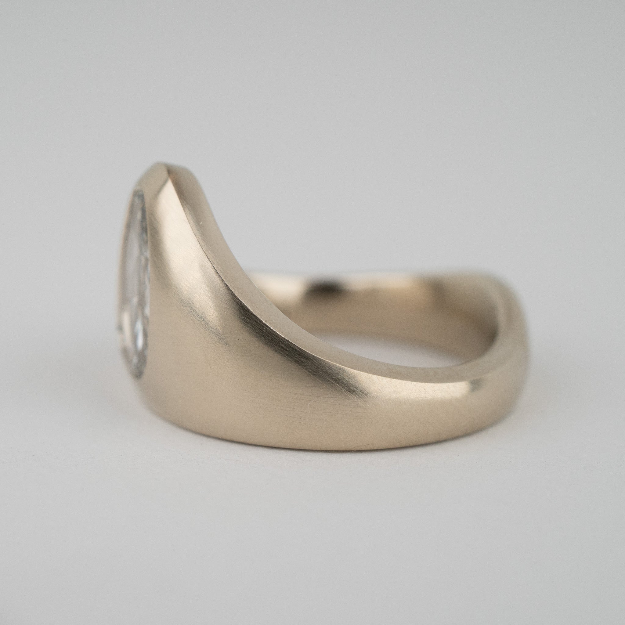 Crescendo Signet