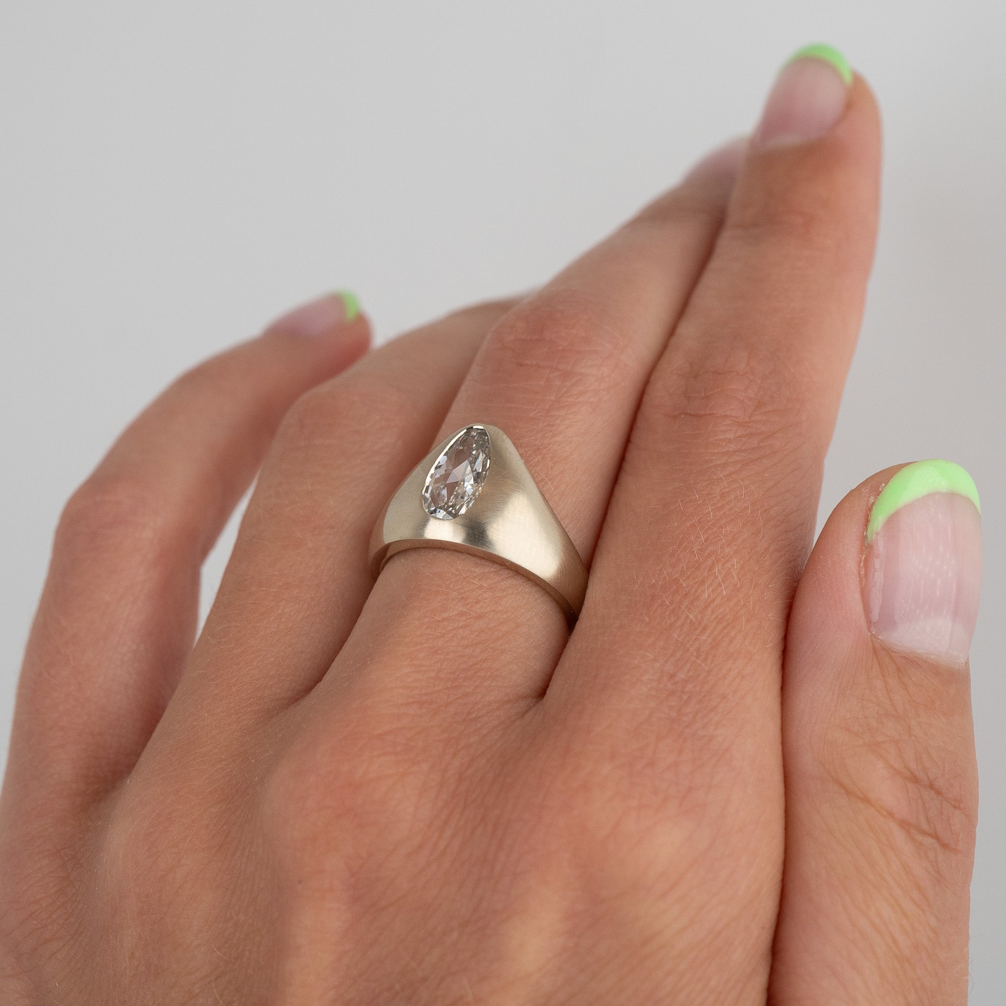 Crescendo Signet