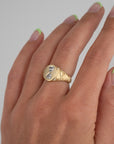Here & Now Signet