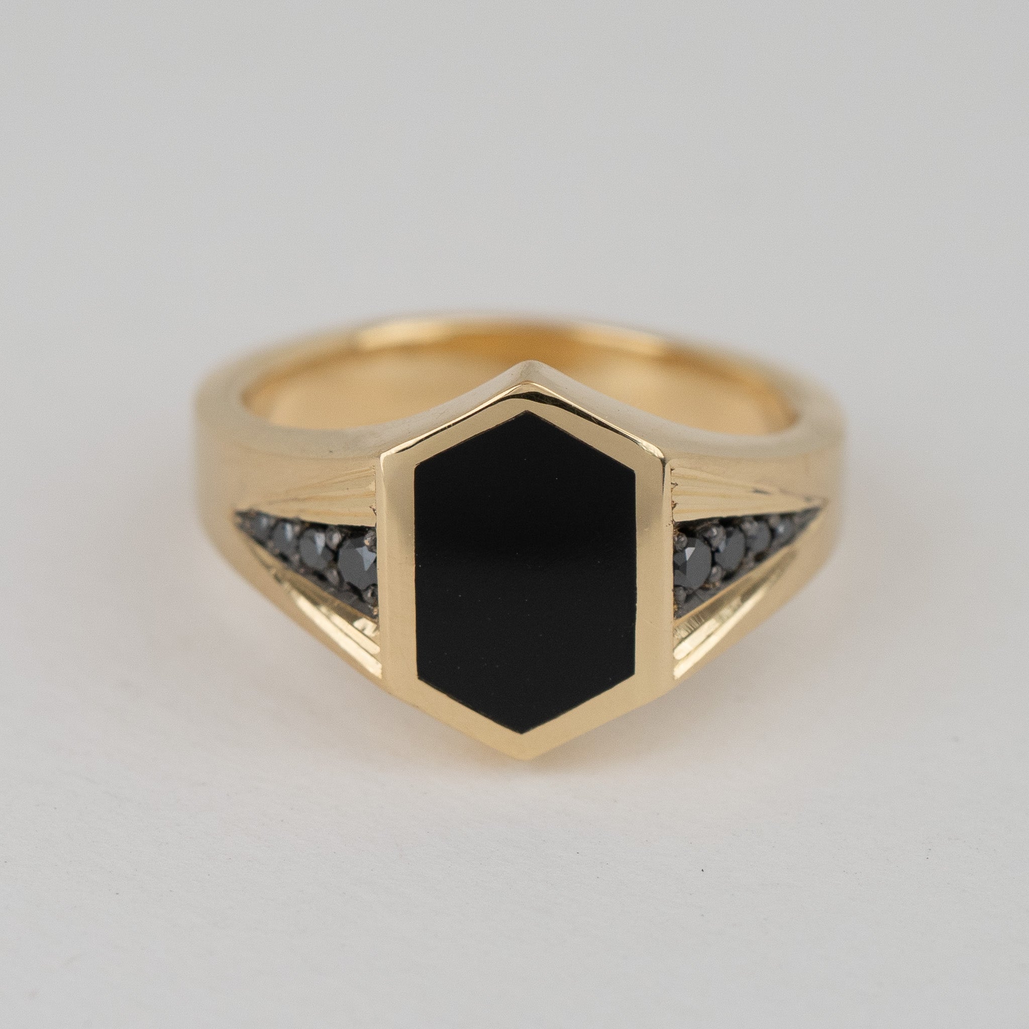 Vanishing Point Signet