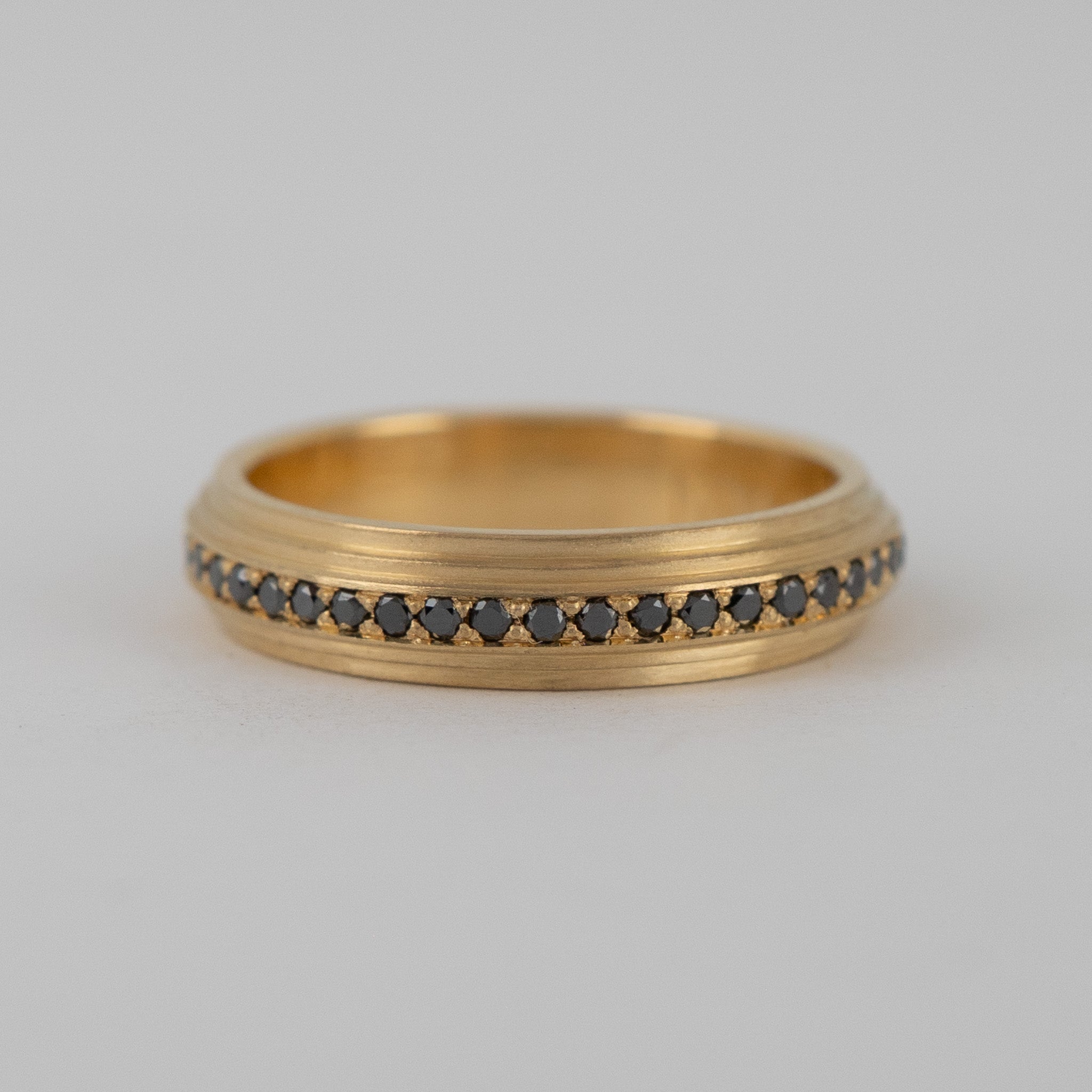 Cavea Band, Black Diamonds