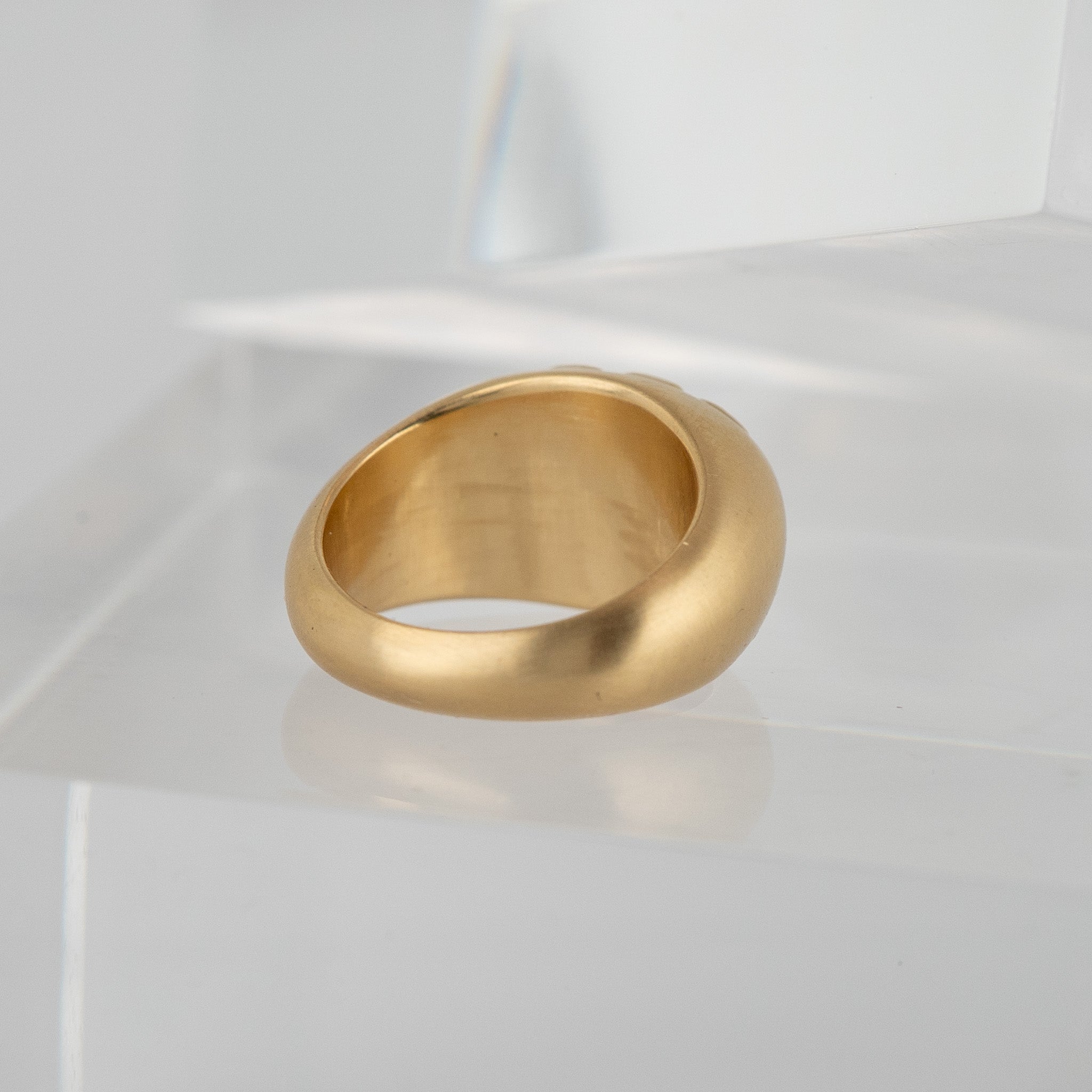 Petal Signet