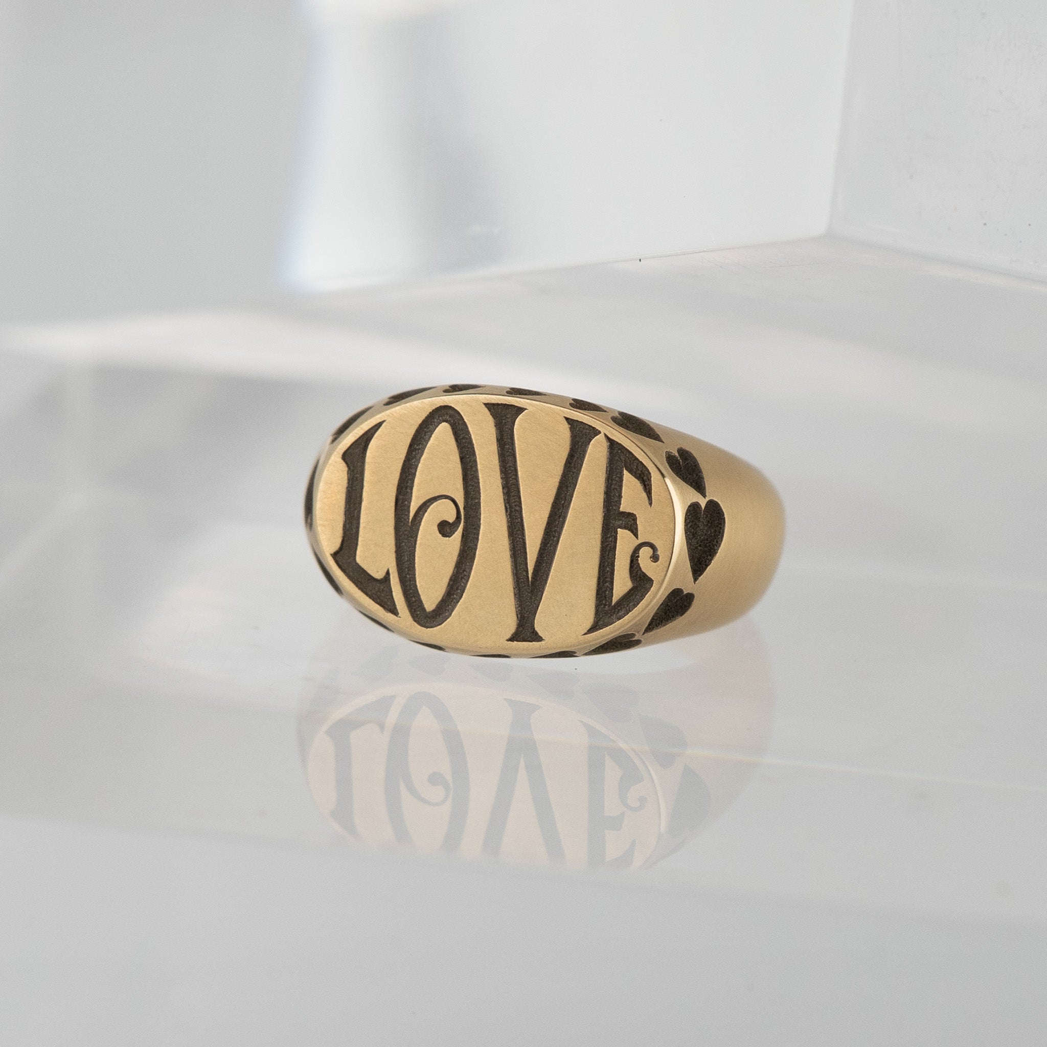 LOVE Signet