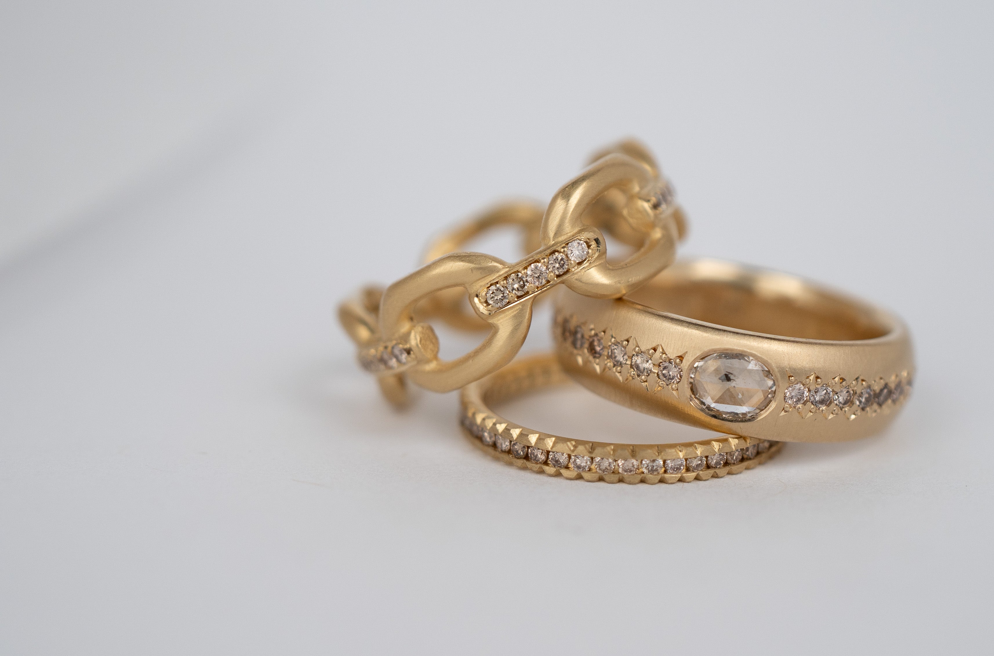 Champagne Diamond Ratio Band