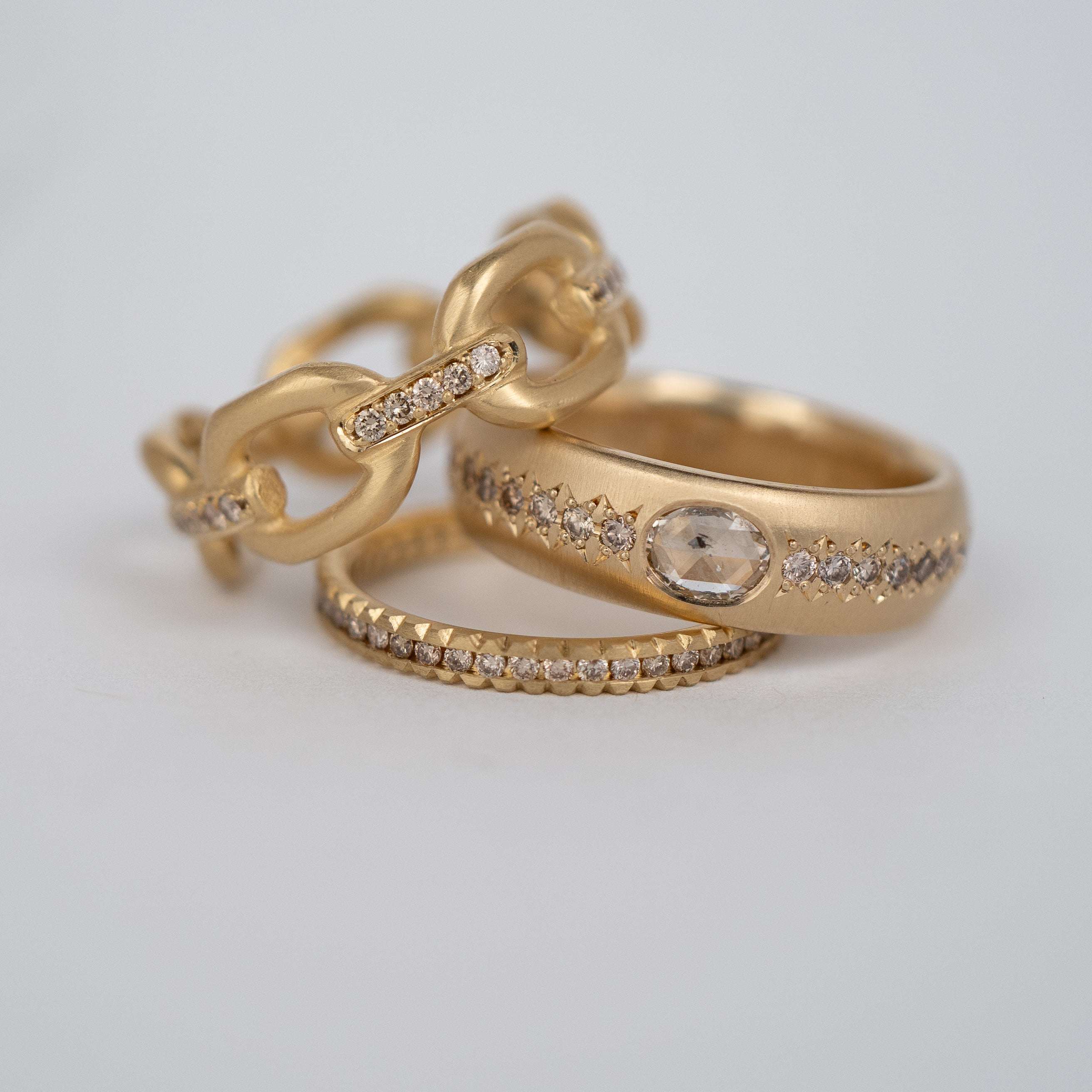 Champagne Diamond Ratio Band